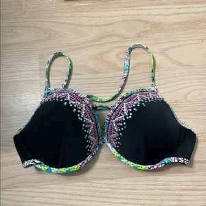 Victoria’s Secret/34C/Bikini top